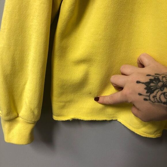 louise contie design hand painted newport beach california yellow crew neck - Picture 6 of 16